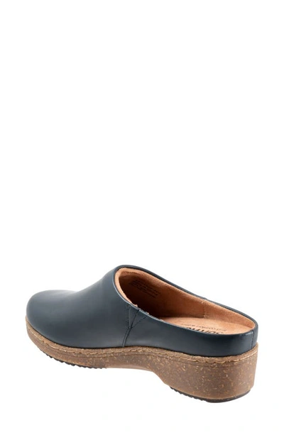 Softwalk Arvada Mule In Navy