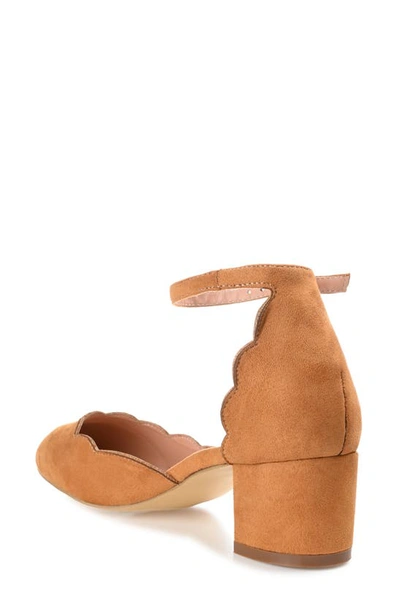 Journee Collection Journee Edna Scallop Trim Pump In Cognac