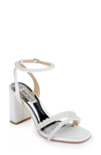 Badgley Mischka Feisty Ankle Strap Sandal In Soft White
