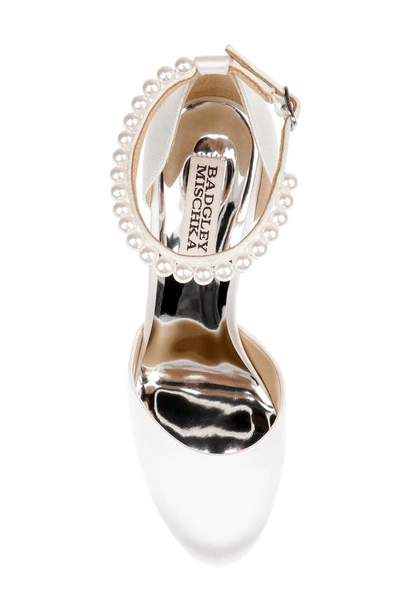 Badgley Mischka Felixa Ankle Strap Platform Sandal In Soft White