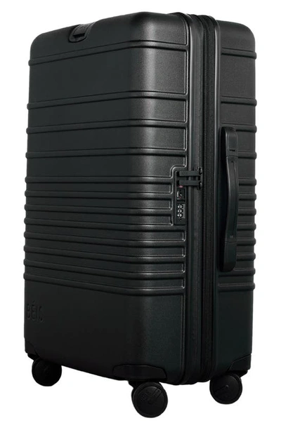 Beis The 29-inch Rolling Spinner Suitcase In Black