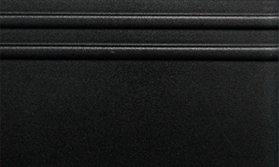 Beis The 29-inch Rolling Spinner Suitcase In Black