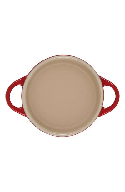 Le Creuset Figural Hearts 8 Oz. Two-piece Round Mini Cocotte Set In Cerise