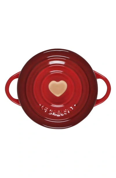 Le Creuset Figural Hearts 8 Oz. Two-piece Round Mini Cocotte Set In Cerise