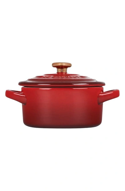 Le Creuset Figural Hearts 8 Oz. Two-piece Round Mini Cocotte Set In Cerise