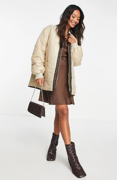 ASOS DESIGN QUILTED OVERSIZE BOMBER JACKET 
