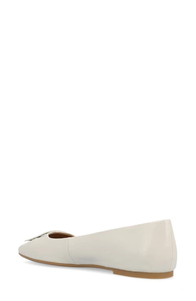 Journee Collection Zimia Square Buckle Flat In Beige