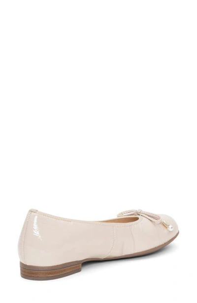 Ara Scout Flat In Nude