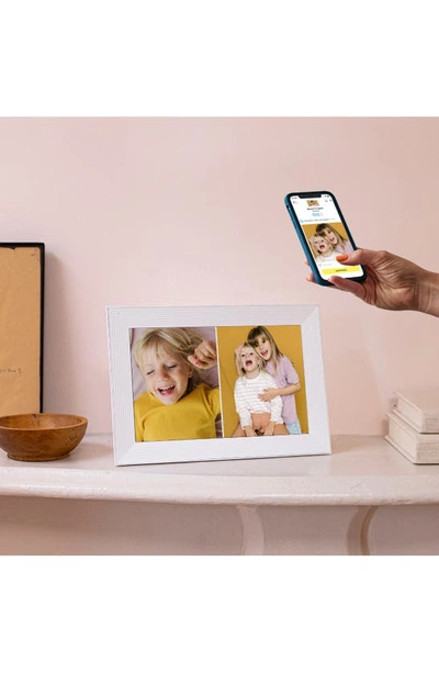 Aura Carver Digital Photo Frame In White Tones