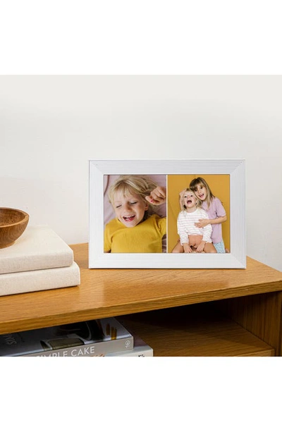 Aura Carver Digital Photo Frame In White Tones