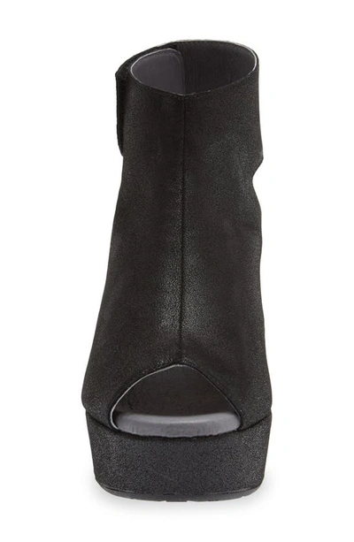Chocolat Blu Gabby Block Heel Sandal In Black Shimmer