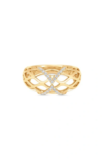 Shop Sara Weinstock Dentelle Wave Diamond Ring In Yellow Gold
