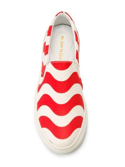 Shop Au Jour Le Jour Slip-on-sneakers Mit Print In Red White