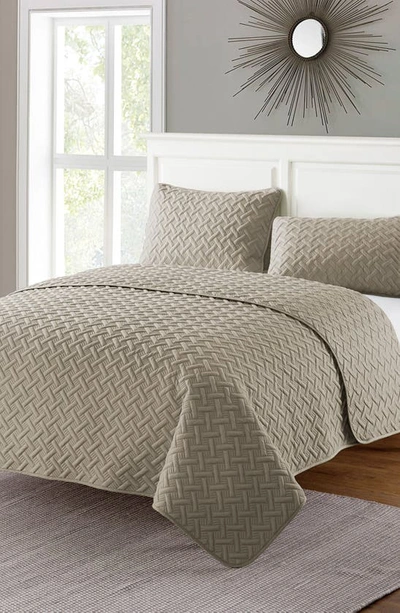 Vcny Home Nina Embossed Basketweave Quilt Set In Taupe