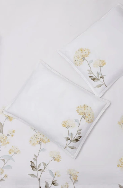 Melange Golden Hydrangea Embroidered Duvet Set In Yellow/ White