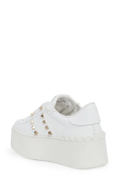 Valentino Garavani Flatform Rockstud Untitled Trainer In Calfskin And Wool Woman White 39 In 0bo Bianco