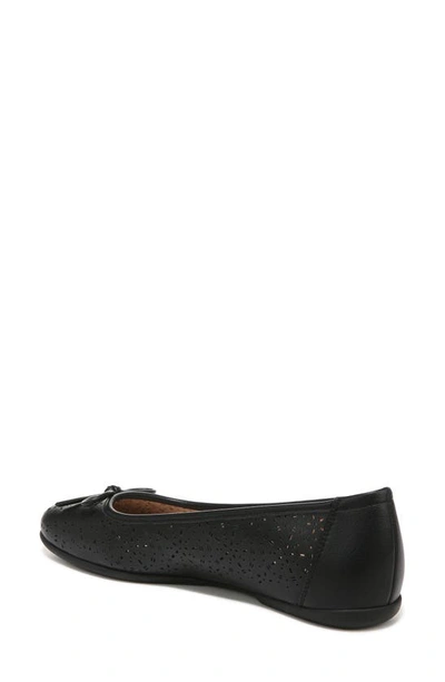 Natural Soul Magical Skimmer Flat In Black Smooth Synthetic