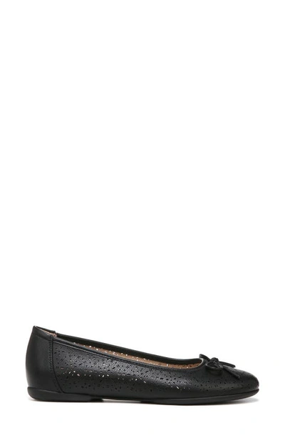Shop Natural Soul Magical Skimmer Flat In Black Smooth Synthetic