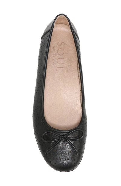 Natural Soul Magical Skimmer Flat In Black Smooth Synthetic