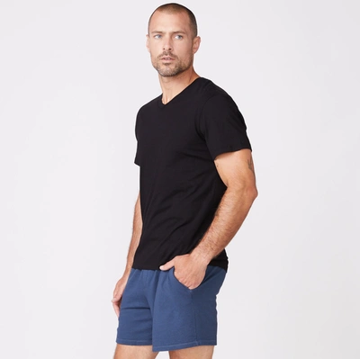 Monrow Relaxed V In Black