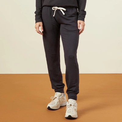 Monrow Supersoft Fleece Girlfriend Sweats In Faded Black