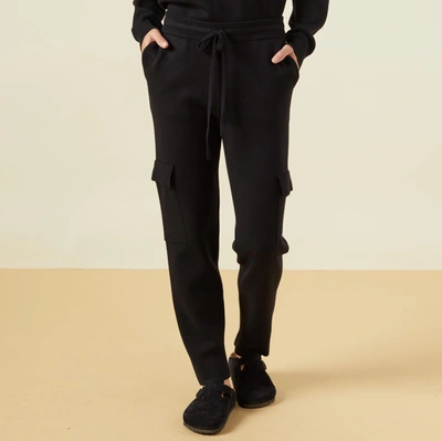 Monrow Supersoft Sweater Knit Cargo Jogger In Black