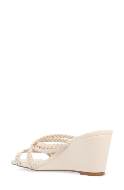 Journee Collection Womens Baylen Wedge Sandals In Beige