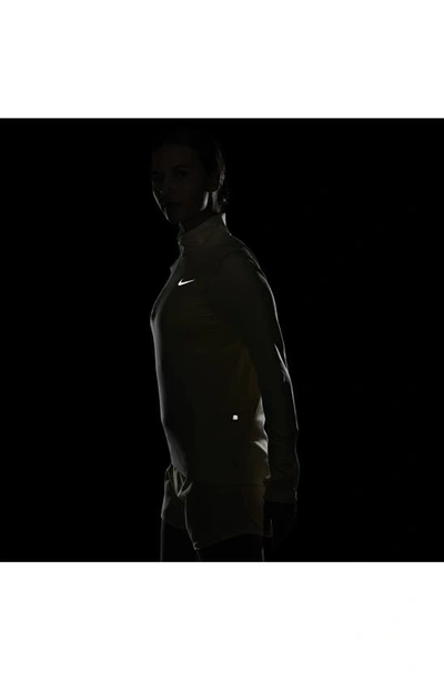 Nike Women's Element 1/2-zip Running Top In Lemon Chiffon/ White/ Heather