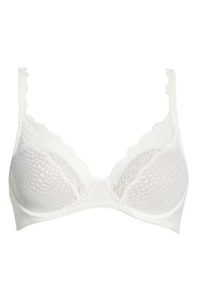 Natori Beyond Convertible Contour Bra In Moonlight/caf