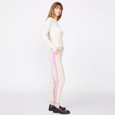 Monrow Wool Cashmere Sweater Cuffed Sweats In Off White