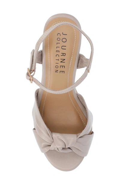 JOURNEE COLLECTION JOURNEE COLLECTION TRU COMFORT FOAM LORRICA PLATFORM SANDAL 