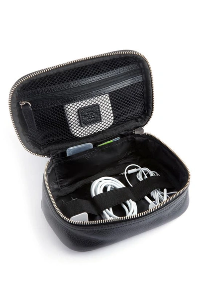 Royce New York Leather Tech Accessory Case In Black - Silver Foil