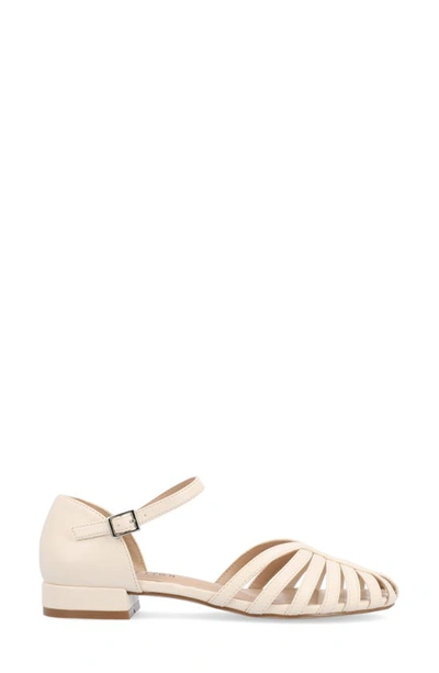 Journee Collection Joannah Flat In Beige