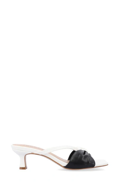 Journee Collection Collection Women's Starling Wide Width Pumps In Black