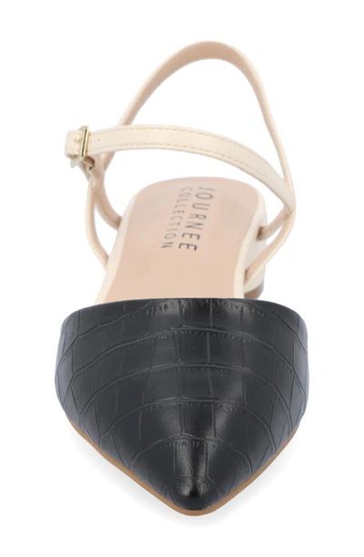 Journee Collection Brynn Croc Embossed Pump In Black