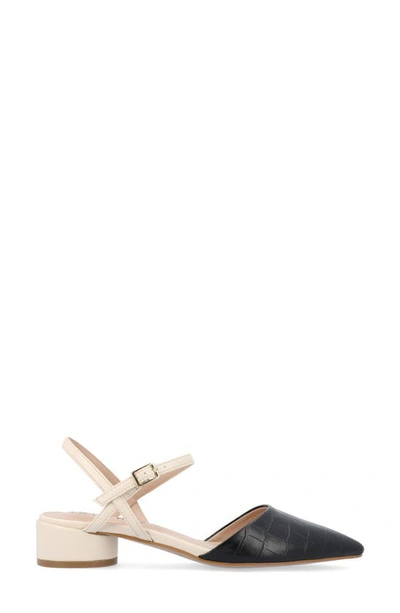 Journee Collection Brynn Croc Embossed Pump In Black