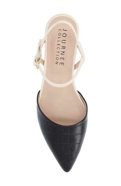 Journee Collection Brynn Croc Embossed Pump In Black