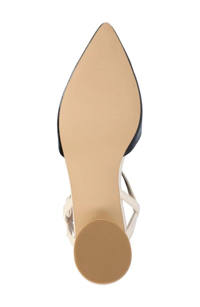Journee Collection Brynn Croc Embossed Pump In Black
