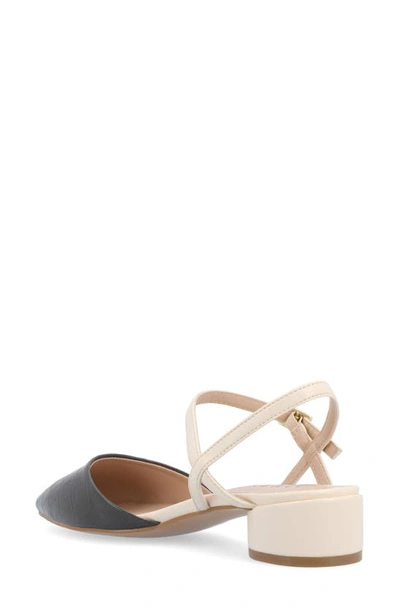 Journee Collection Brynn Croc Embossed Pump In Charcoal