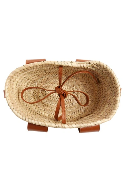 Shop Chloé Sense Woven Palm Basket Handbag In 247 Caramel