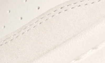 Adidas Originals Forum Low Sneaker In Chalk White/ Crystal White