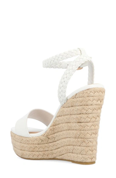 Journee Collection Tru Comfort Foam Andiah Sandal In White