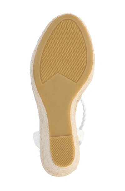 Journee Collection Tru Comfort Foam Andiah Sandal In White