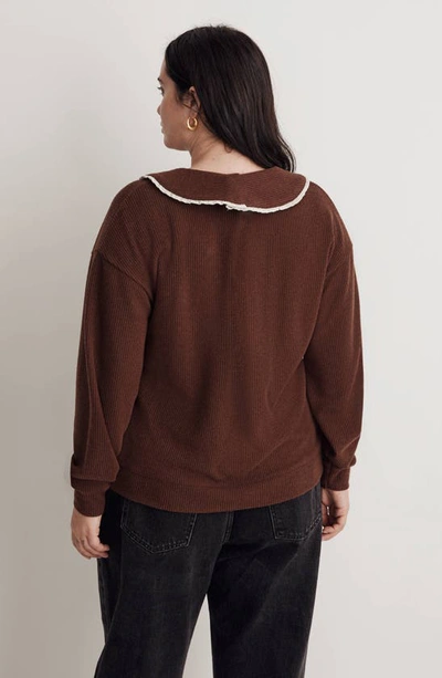 Madewell Ruffle Collar Long Sleeve Rib Top In Hot Cocoa