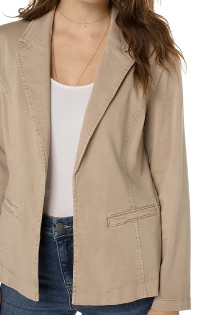 Liverpool Los Angeles Fitted Open Front Twill Blazer In Biscuit Tan