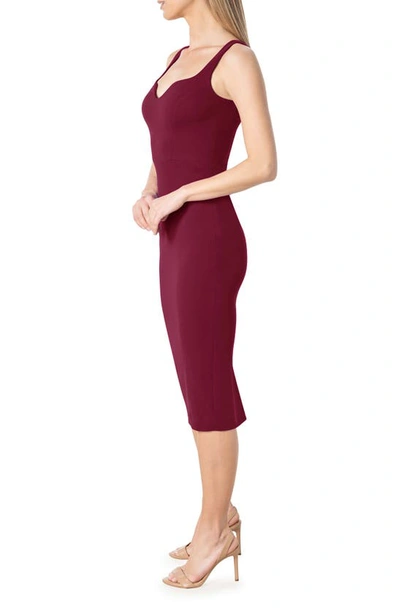 Dress The Population Sloane Sleeveless Sheath Dress In Burgundy