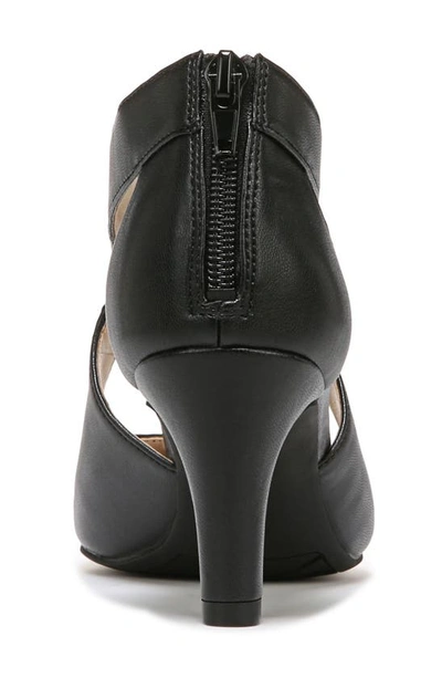 Lifestride Giovanna 2 Pump In Black Synthetic