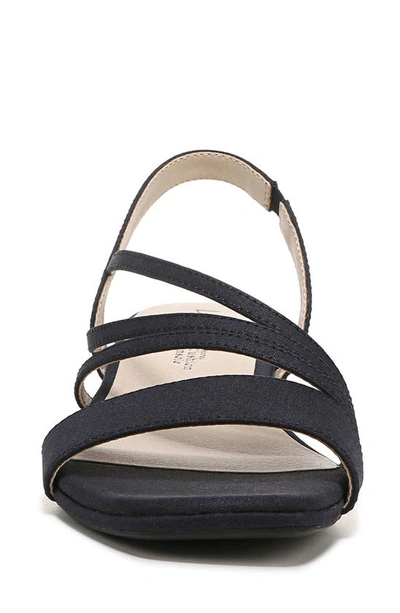 Lifestride Joy Strappy Sandal In Lux Navy