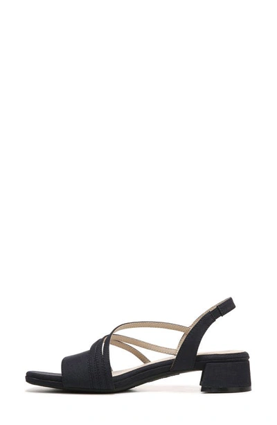 Lifestride Joy Strappy Sandal In Lux Navy