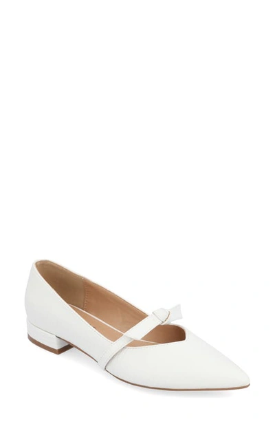 Shop Journee Collection Cait Snake Embossed Pump In White